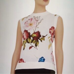 Ted Baker  London  Dililah Silenaa Berry Sundae Floral Top Short Sleeve Size 2
